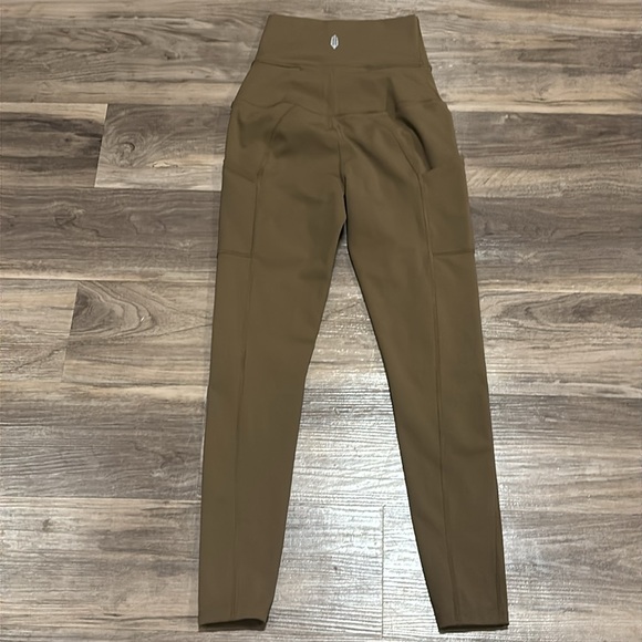 NWOT FP Movement Leggings - Picture 3 of 9